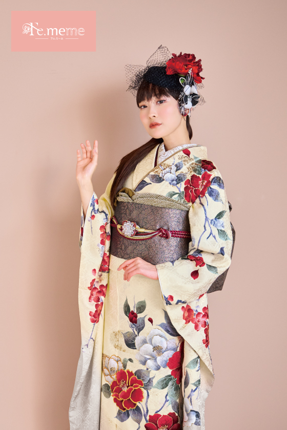 【ブランド振袖】Fe.meme 白/グレー色 品番：Fe-5712