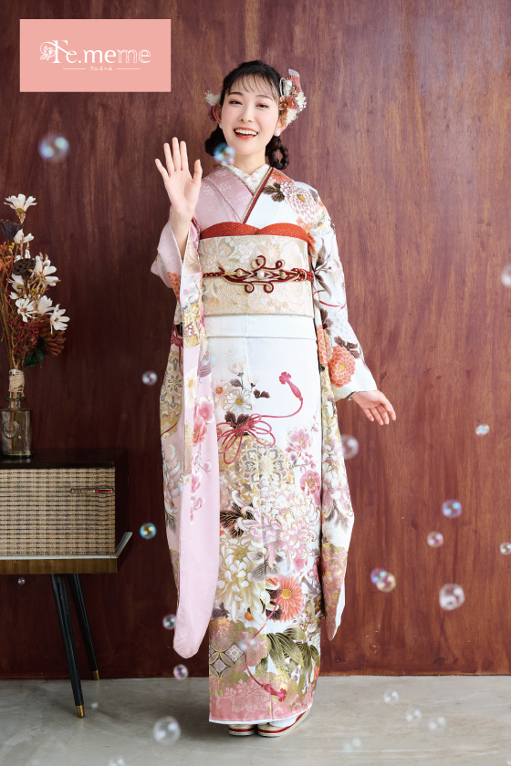 【ブランド振袖】Fe.meme 白/ピンク色 品番：Fe-5713