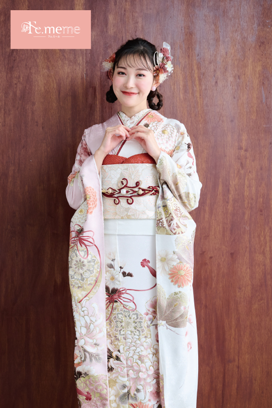 【ブランド振袖】Fe.meme 白/ピンク色 品番：Fe-5713